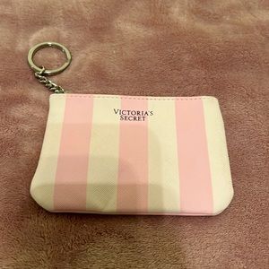Cute Victoria’s Secret coin purse! 💖